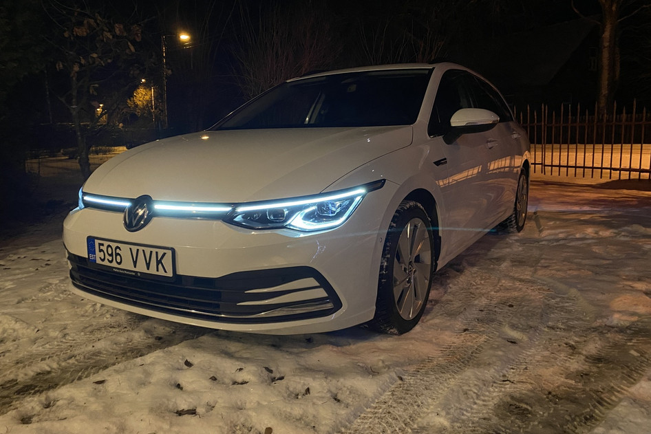 Volkswagen Golf, 2021, 1.5, 96 kW, hybrid (petrol/electric), automatic, front-wheel drive