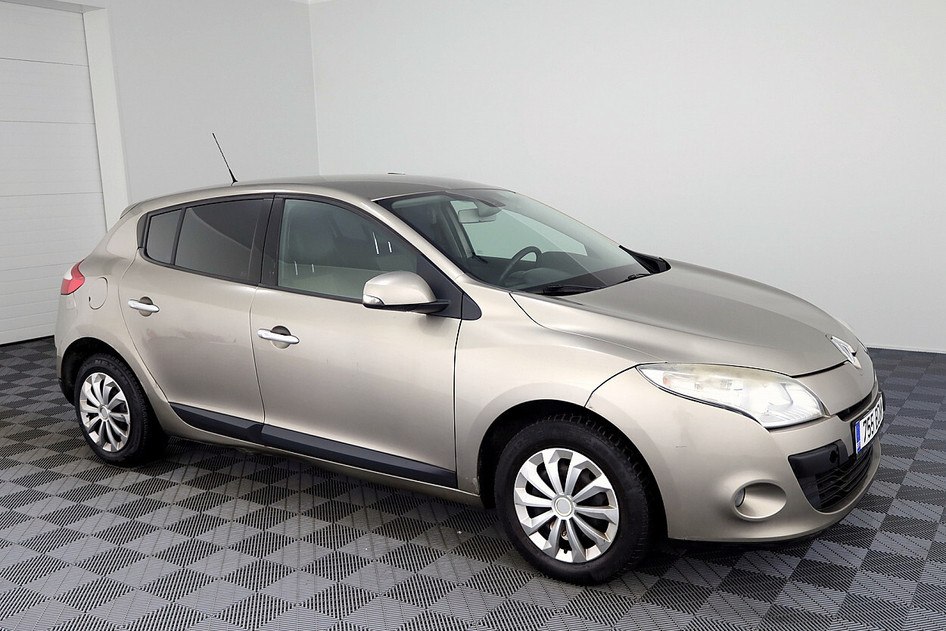 Renault Megane, 2011, 1.6, 81 kW, benzīns, manuālā, priekšējā piedziņa