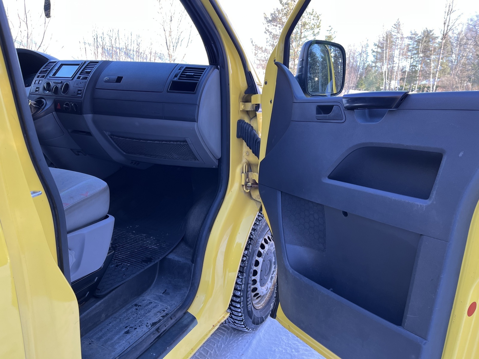 Volkswagen Transporter 2006, kuva 6/16