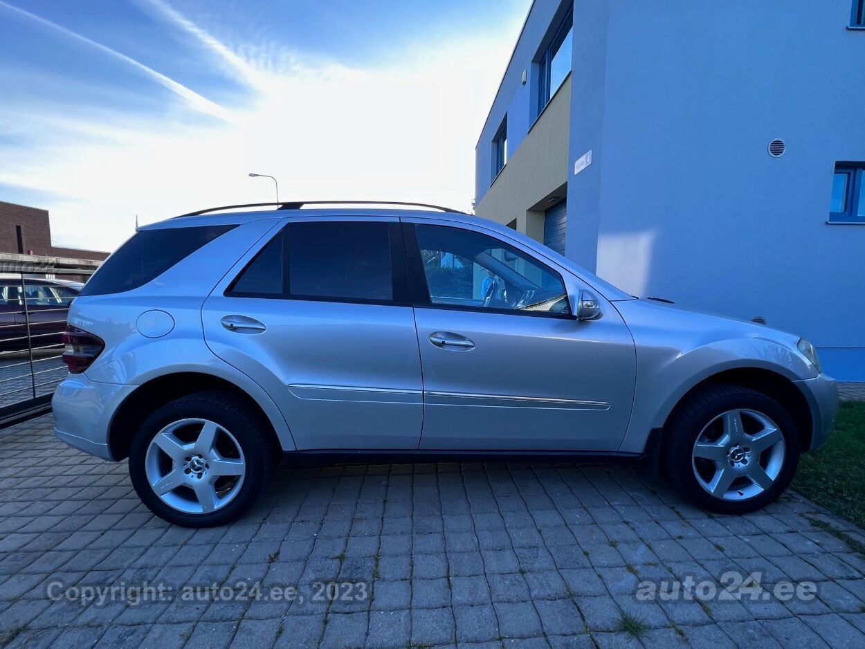 Mercedes-Benz ML 350 2005, photo 6/14