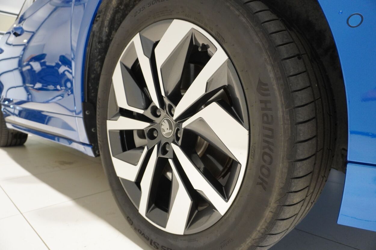 Škoda Enyaq 2025, photo 5/29
