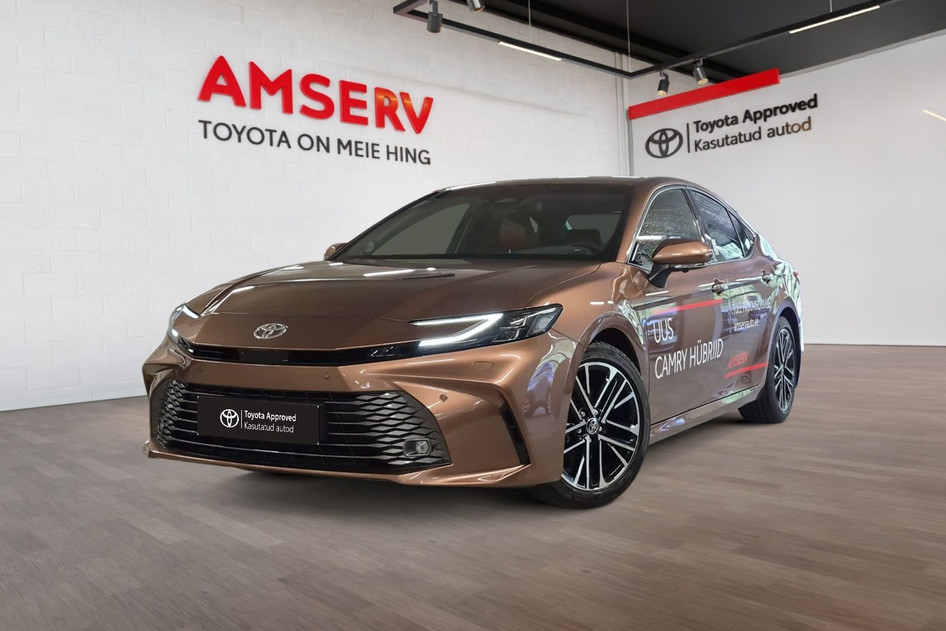 Toyota Camry, 2026, 2.5, 137 kW, hybrid (petrol/electric), automatic, front-wheel drive