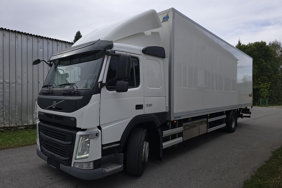 Volvo FM330 4X2, 2016, 250 kW, дизель, автомат