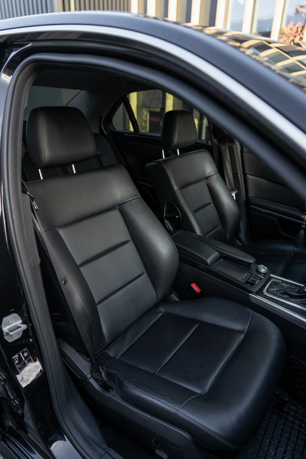 Mercedes-Benz E 200 CDI 2010, kuva 5/9