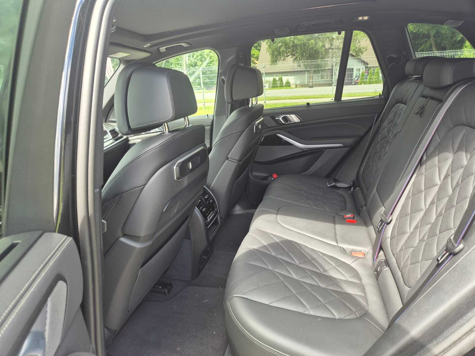 BMW X5 2025, photo 7/10