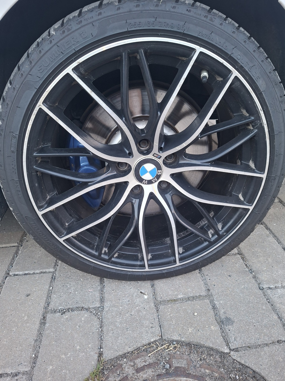 BMW 320 2015, photo 4/8