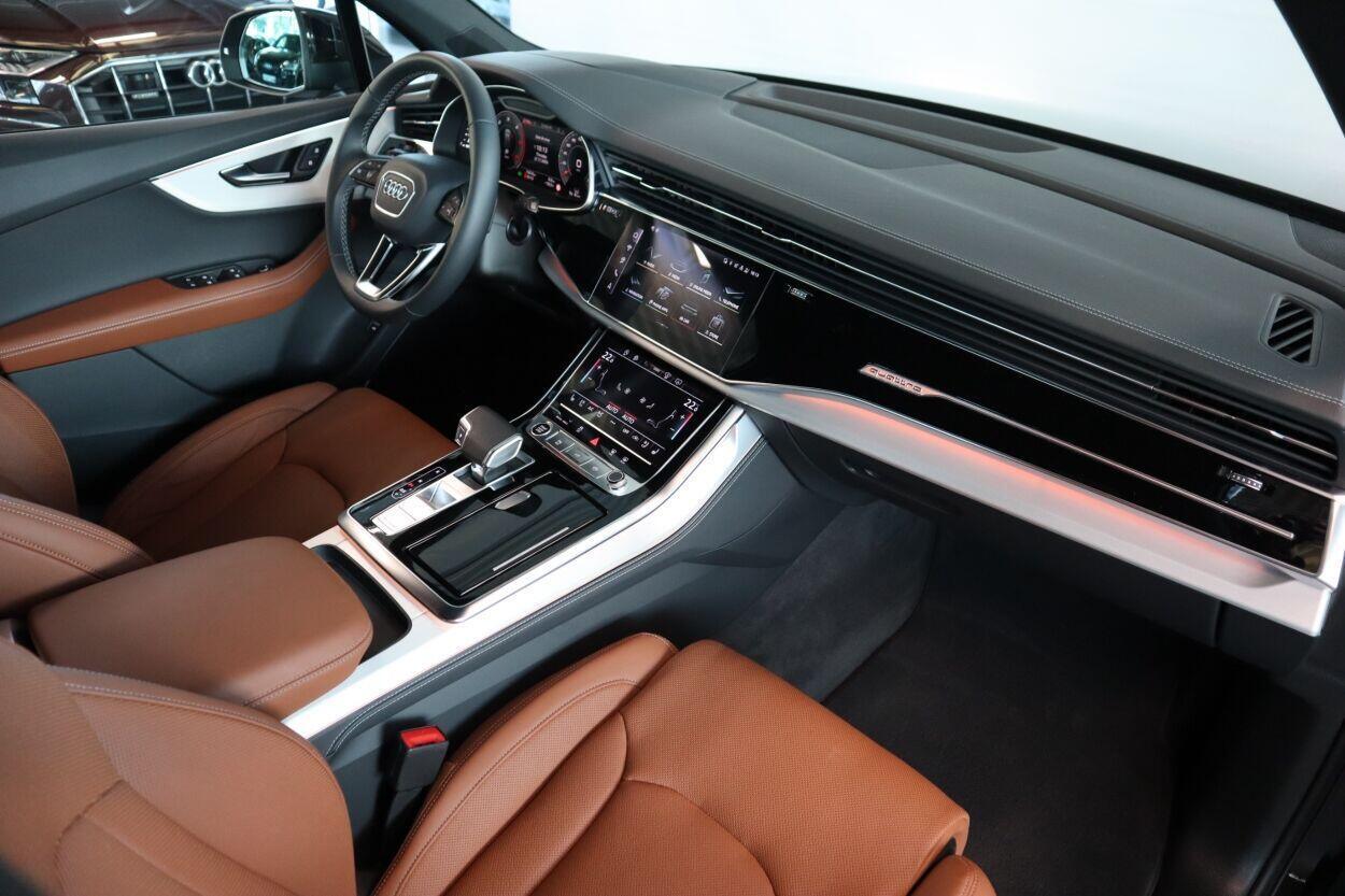 Audi Q7 2024, photo 5/13
