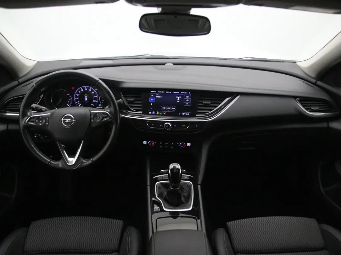 Opel Insignia Business Elegance 1.5 90kW 2022, photo 2/37