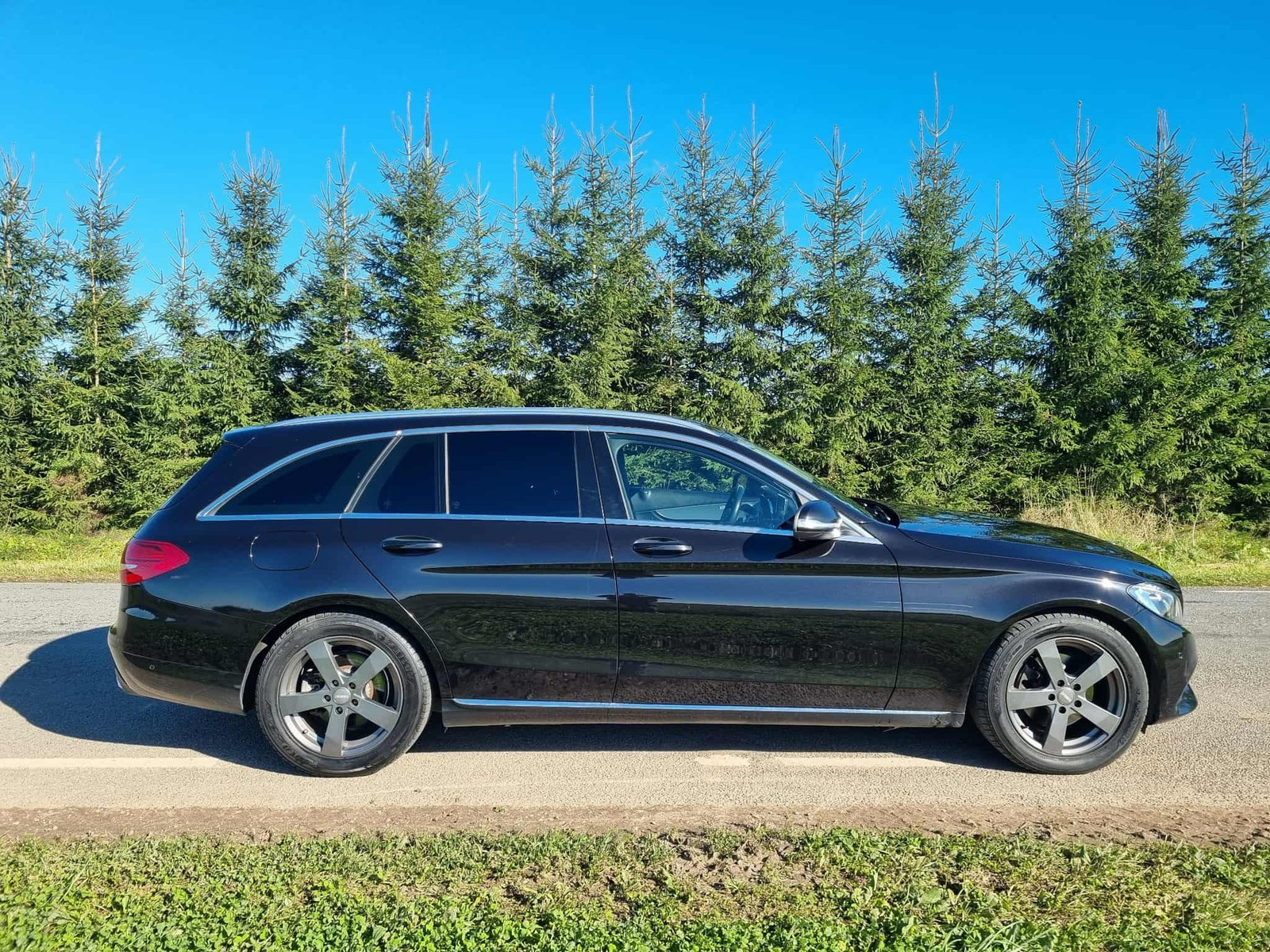 Mercedes-Benz 220 2014, kuva 2/11
