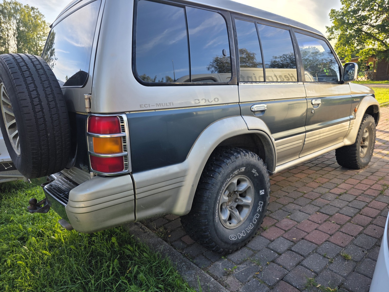 Mitsubishi Pajero 1993, photo 2/9