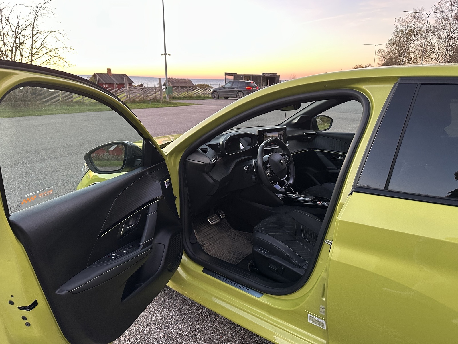 Peugeot 208 GT 2024, photo 5/14
