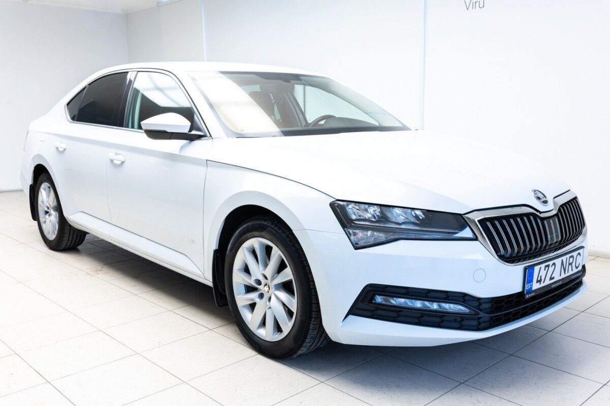 Škoda Superb 2020, kuva 6/28