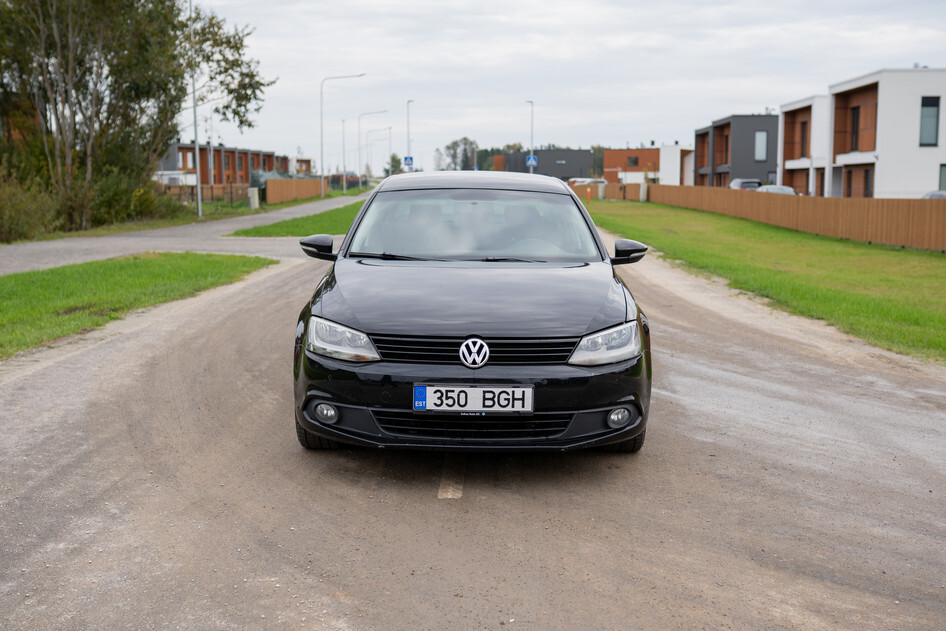 Volkswagen Jetta, 2012, 1.4, 90 kW, petrol, manual, front-wheel drive