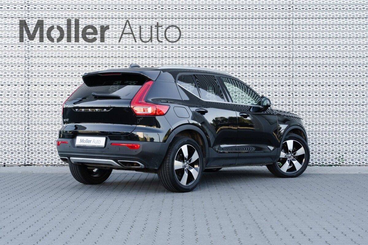 Volvo XC40 2019, photo 4/28