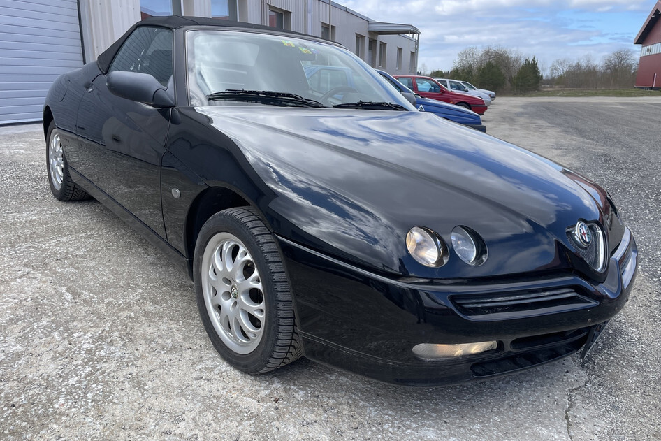 Alfa Romeo Spider, 1999, 1.8, 107 kW, bensiin, manuaal, esivedu