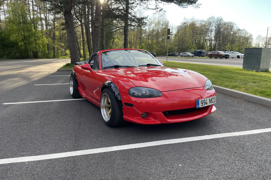 Mazda MX-5, 2001, 1.8, 103 kW, benzinas, mechaninė, galiniai varomieji ratai