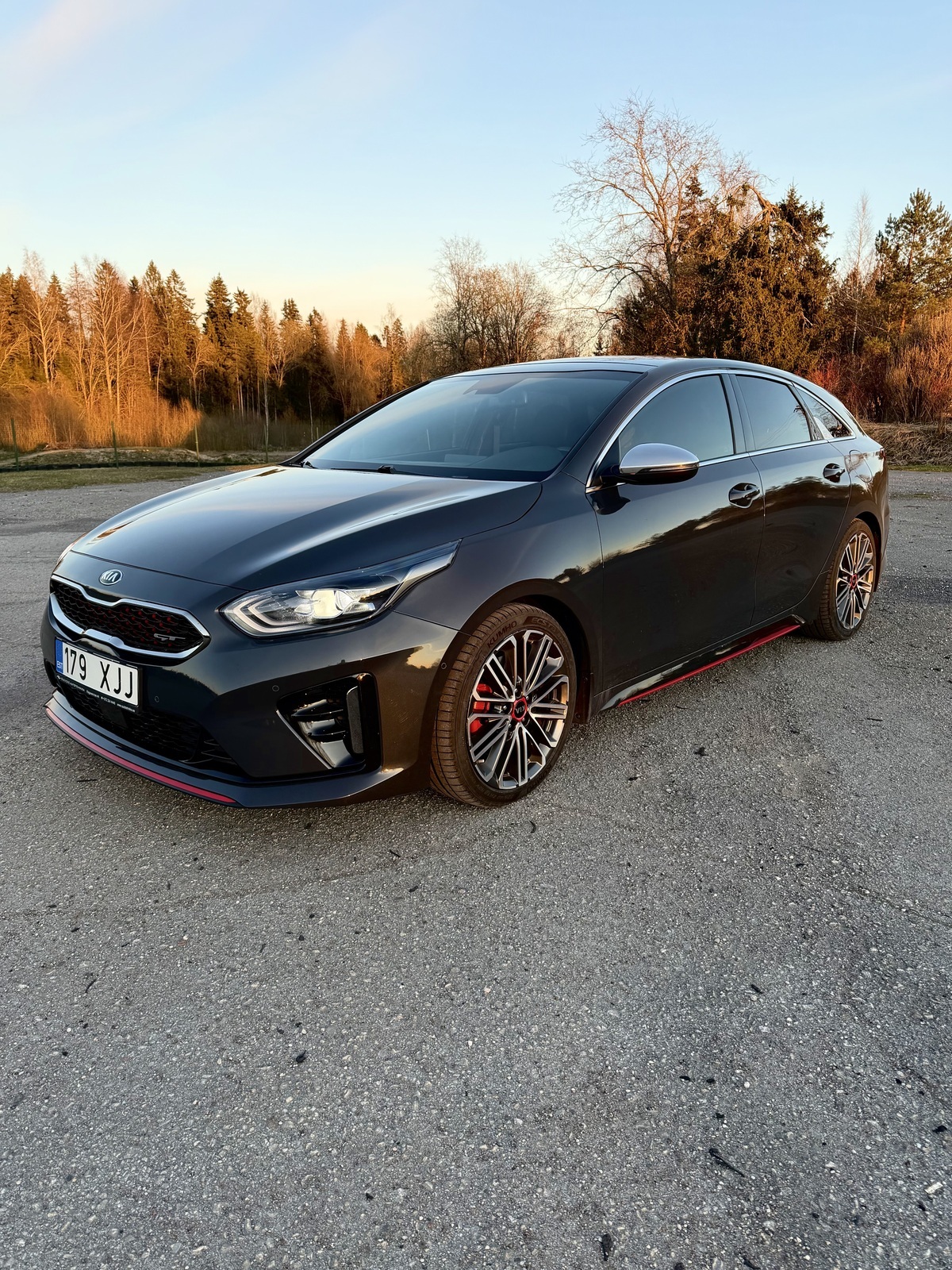 Kia pro cee'd / ProCeed