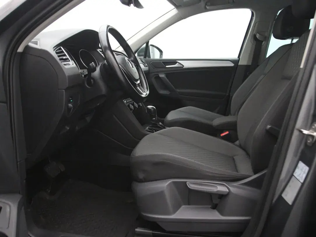 Volkswagen Tiguan 2018, photo 4/10