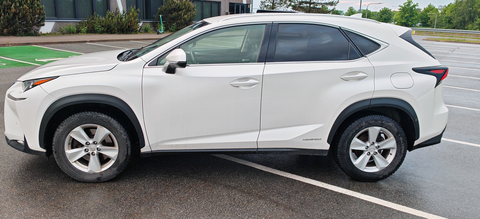 Lexus NX 300h 2016, kuva 2/10