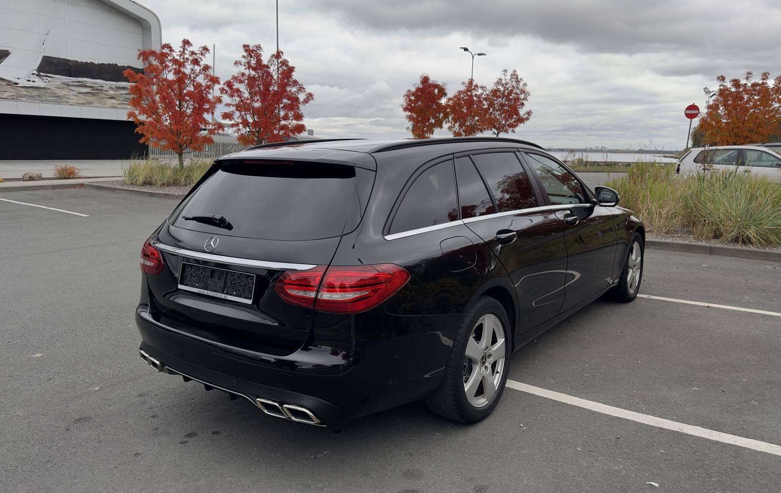 Mercedes-Benz C 200 2017, photo 6/10