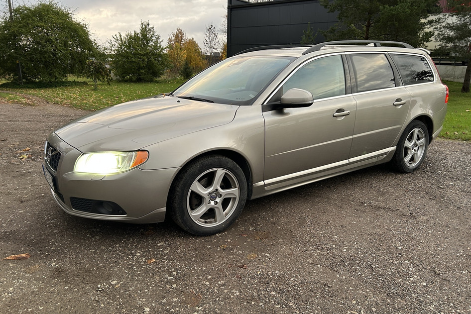 Volvo V70, 2012, 2.0, 120 kW, diesel, automatic, front-wheel drive
