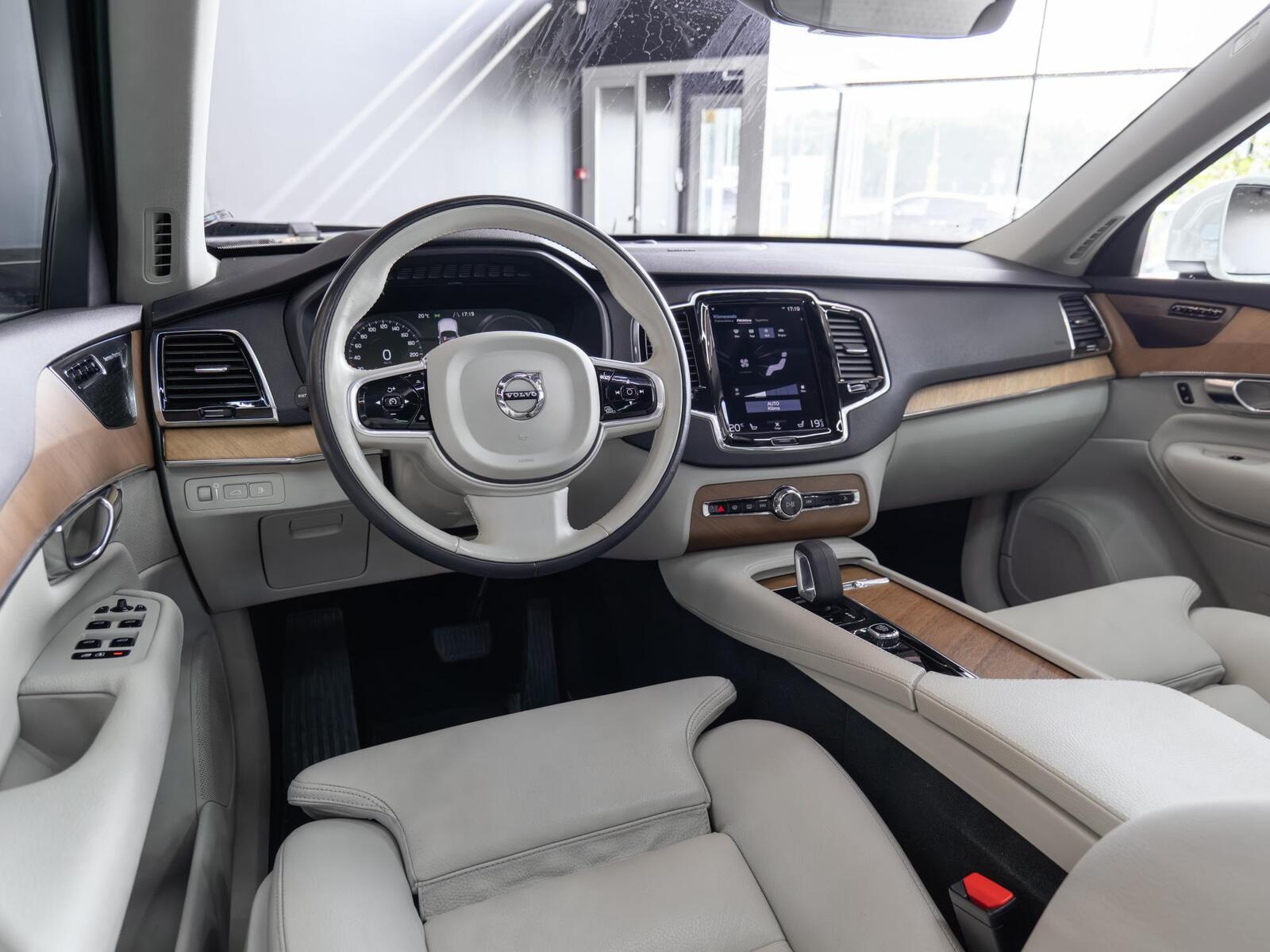 Volvo XC90 2021, photo 4/15