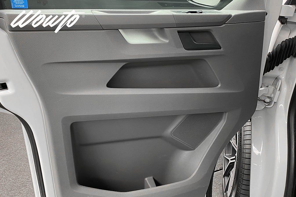 Volkswagen Transporter 2021, kuva 7/22