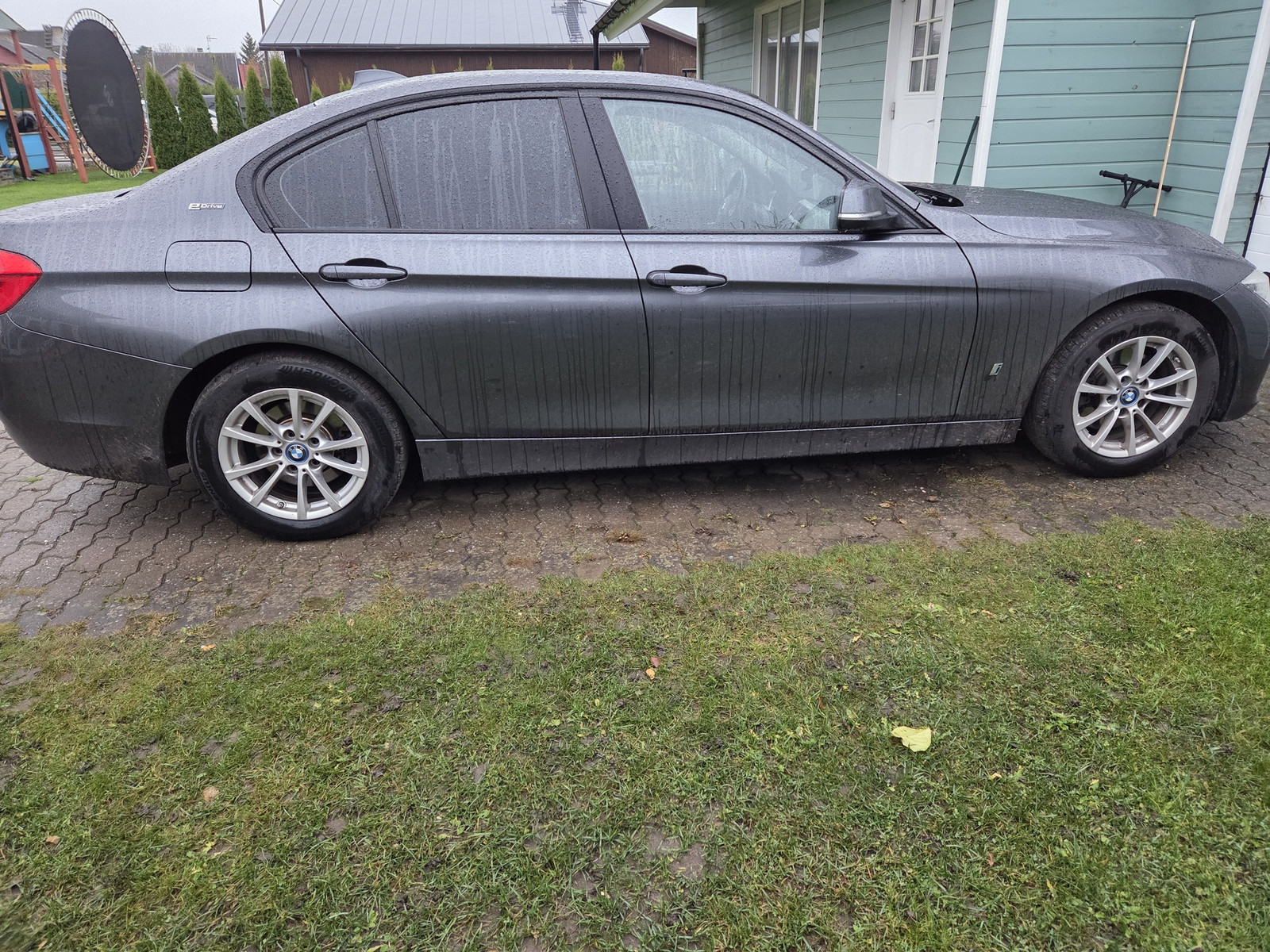 BMW 330 2018, kuva 4/5