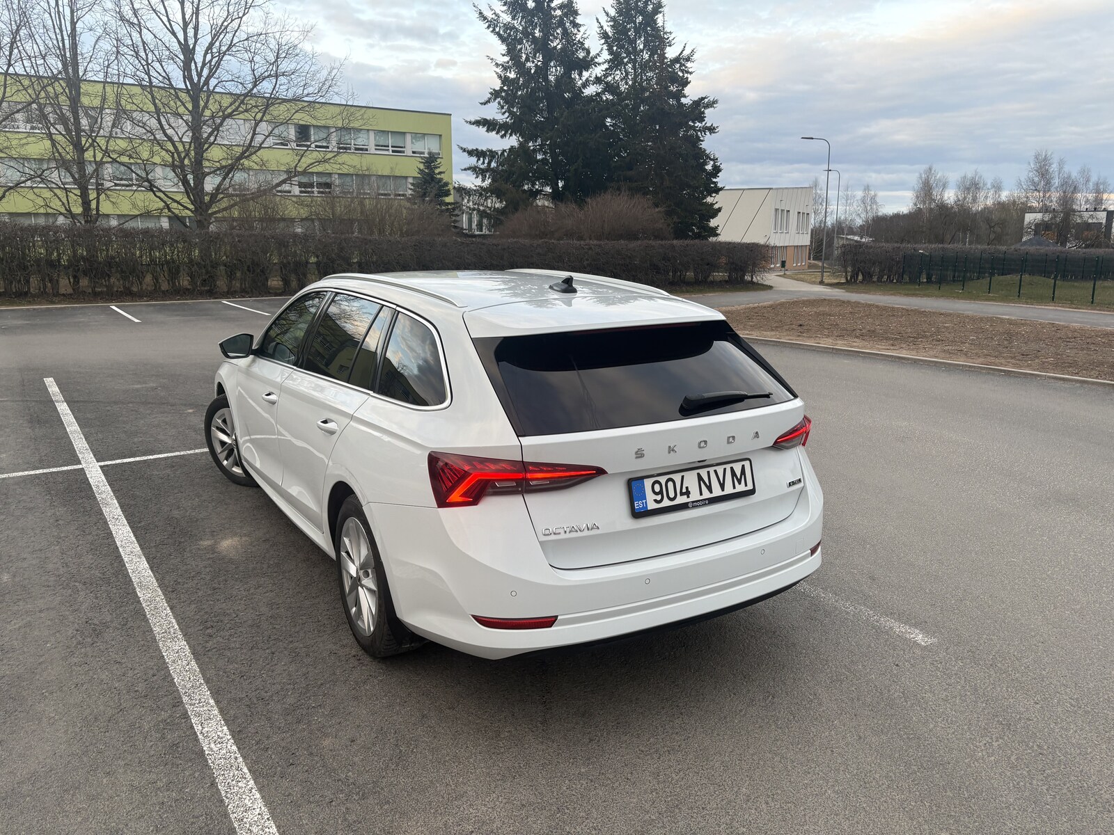 Škoda Octavia 2021, photo 2/7