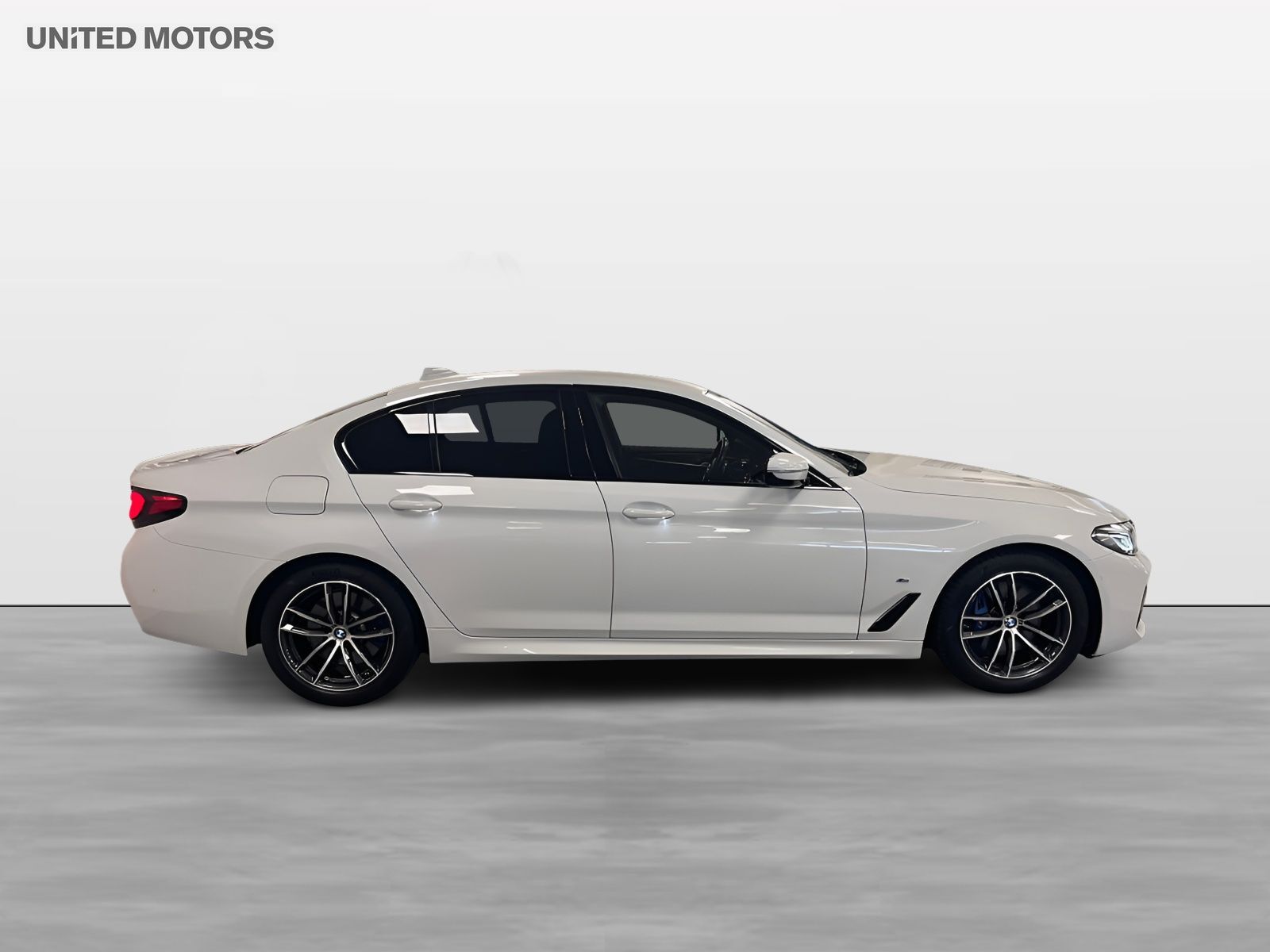 BMW 520 2021, photo 2/26