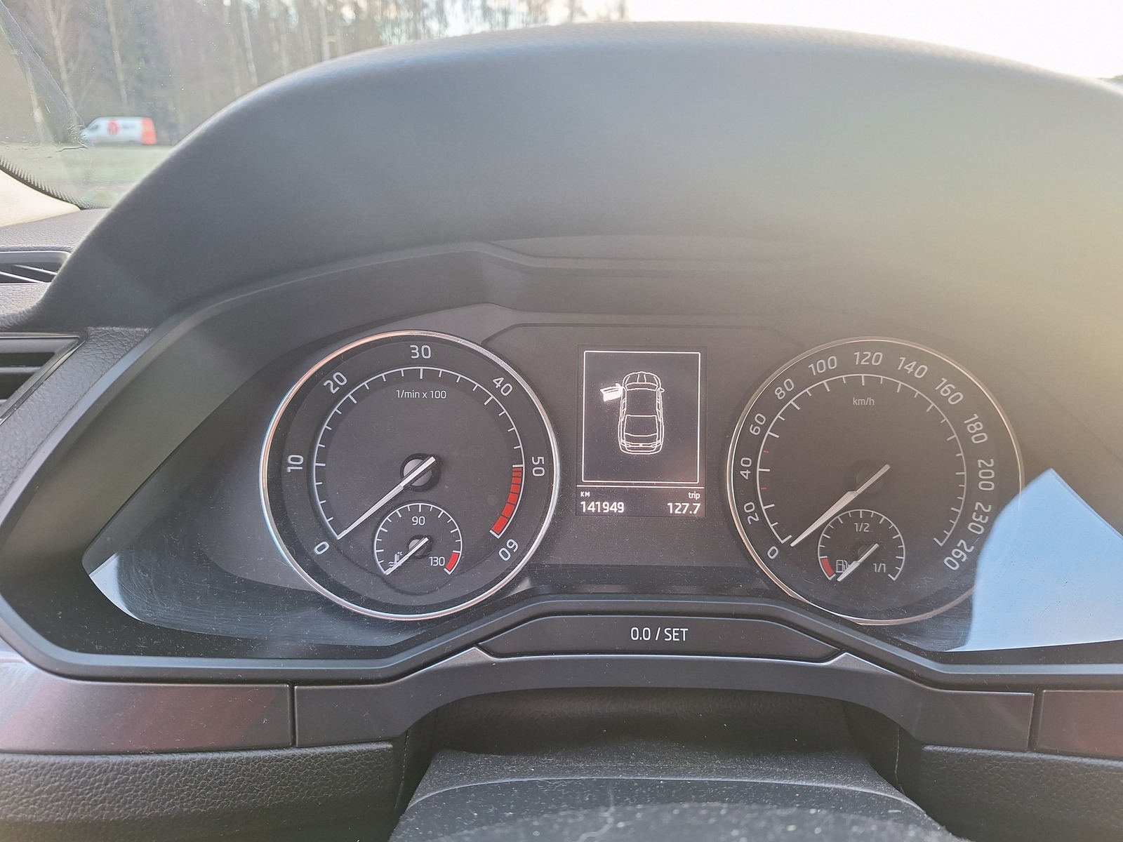Škoda Superb 2017, photo 6/10