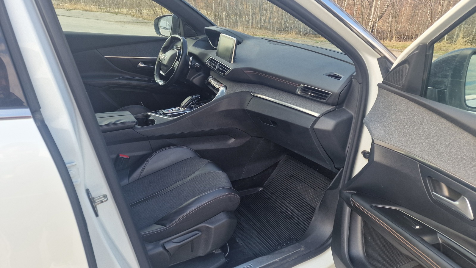 Peugeot 3008 2017, photo 6/10