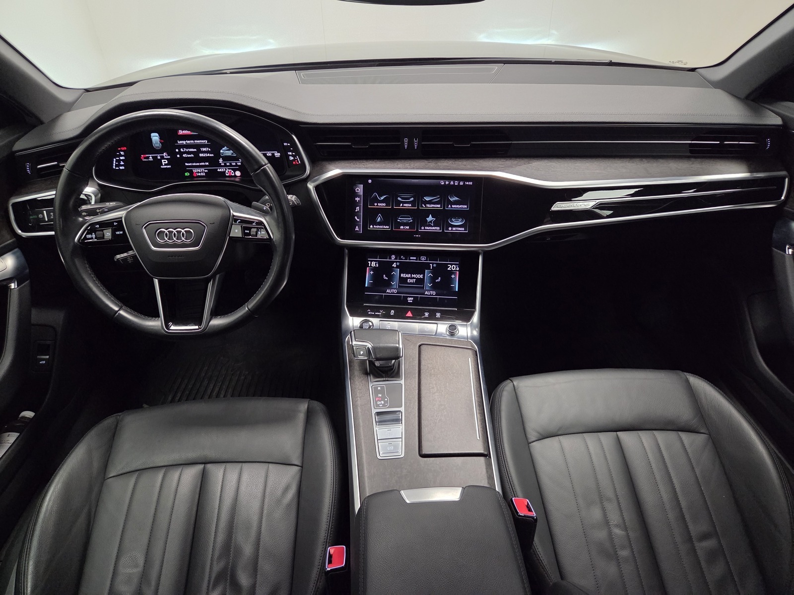 Audi A6 2021, photo 7/26