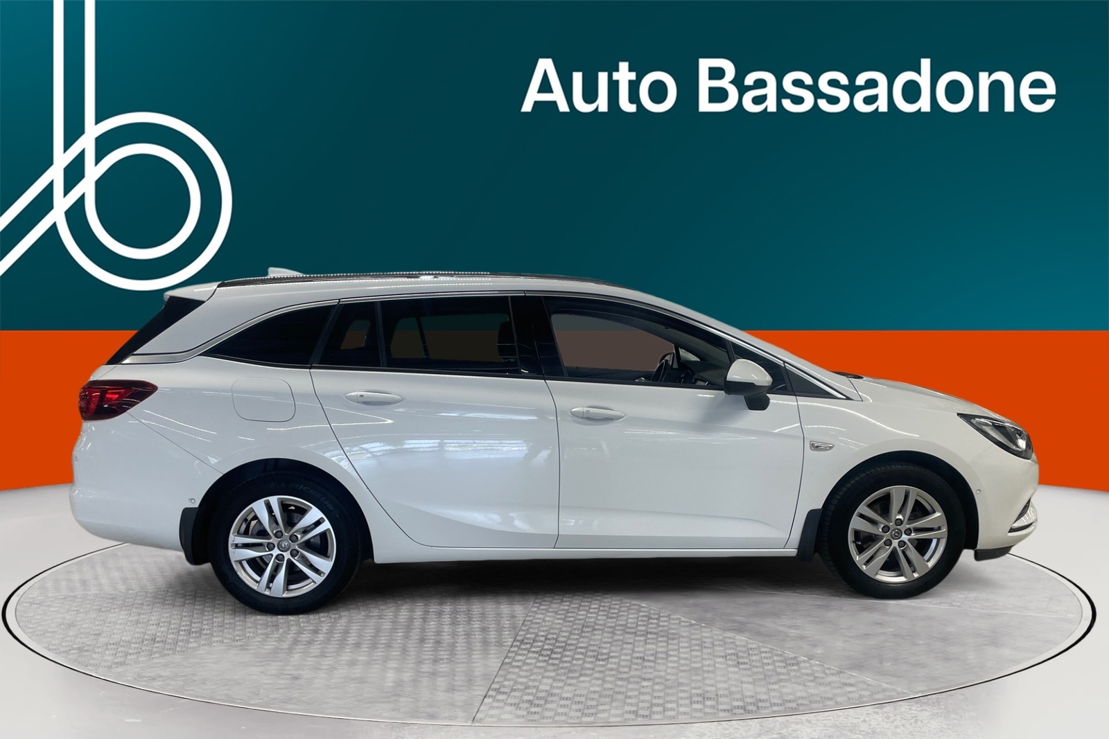 Opel Astra 2017, photo 6/29
