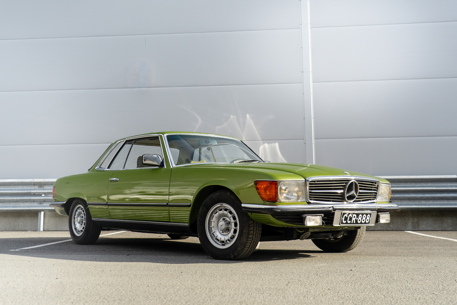 Mercedes-Benz 280 1976, photo 3/25