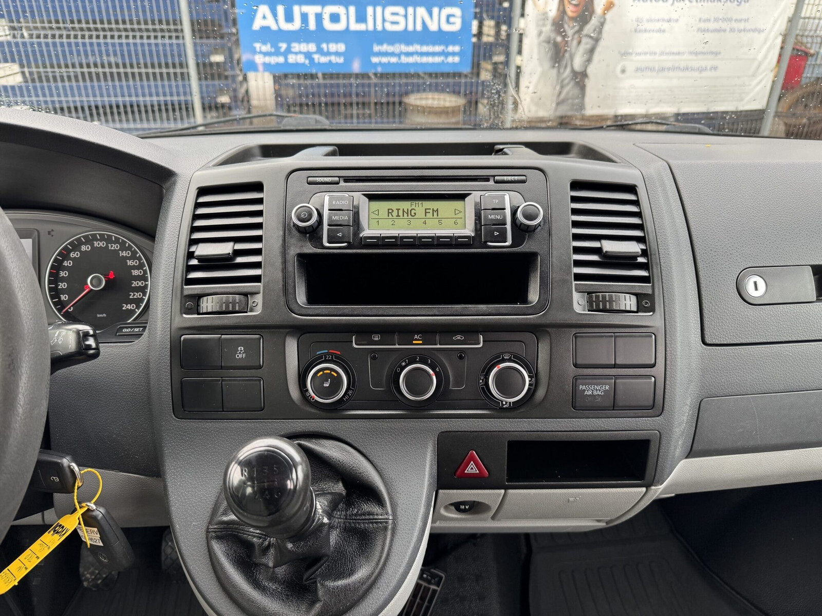 Volkswagen Transporter 2011, kuva 6/9