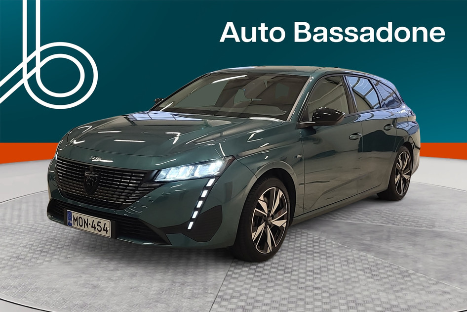 Peugeot 308, 2023, 1.6, 132 kW, подключаемый гибрид (бензин/электричество), автомат, передний привод