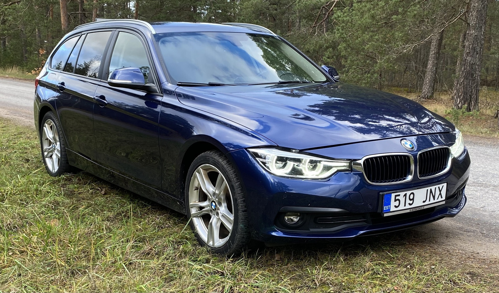 BMW 320 2018, kuva 2/9