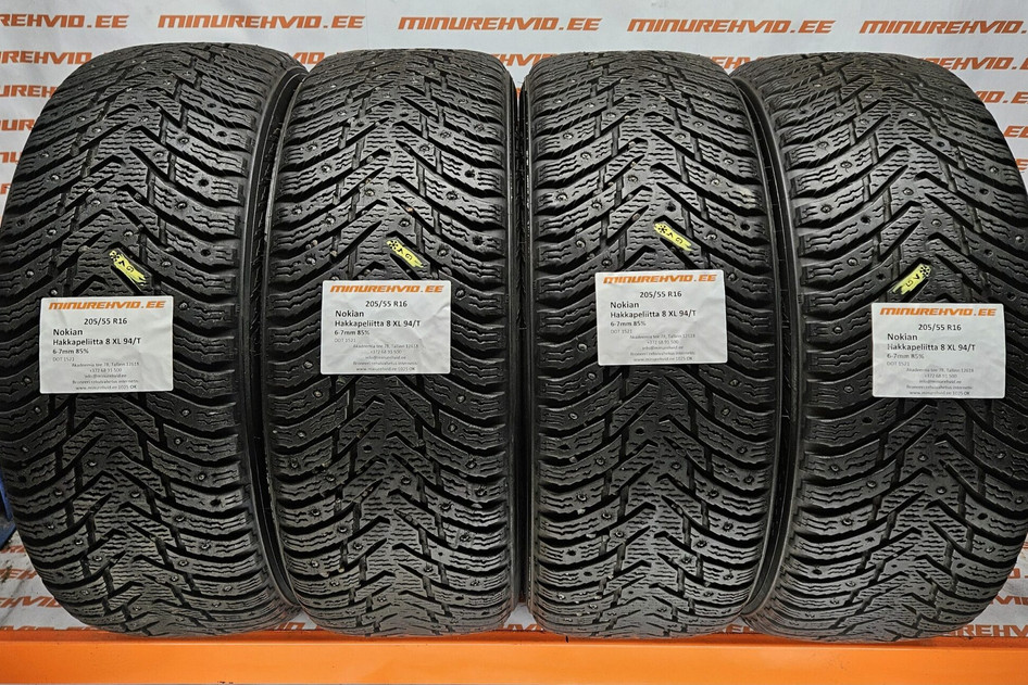 Used studded tire 205/55R16 Nokian Hakkapeliitta 8 XL 94/T 1521