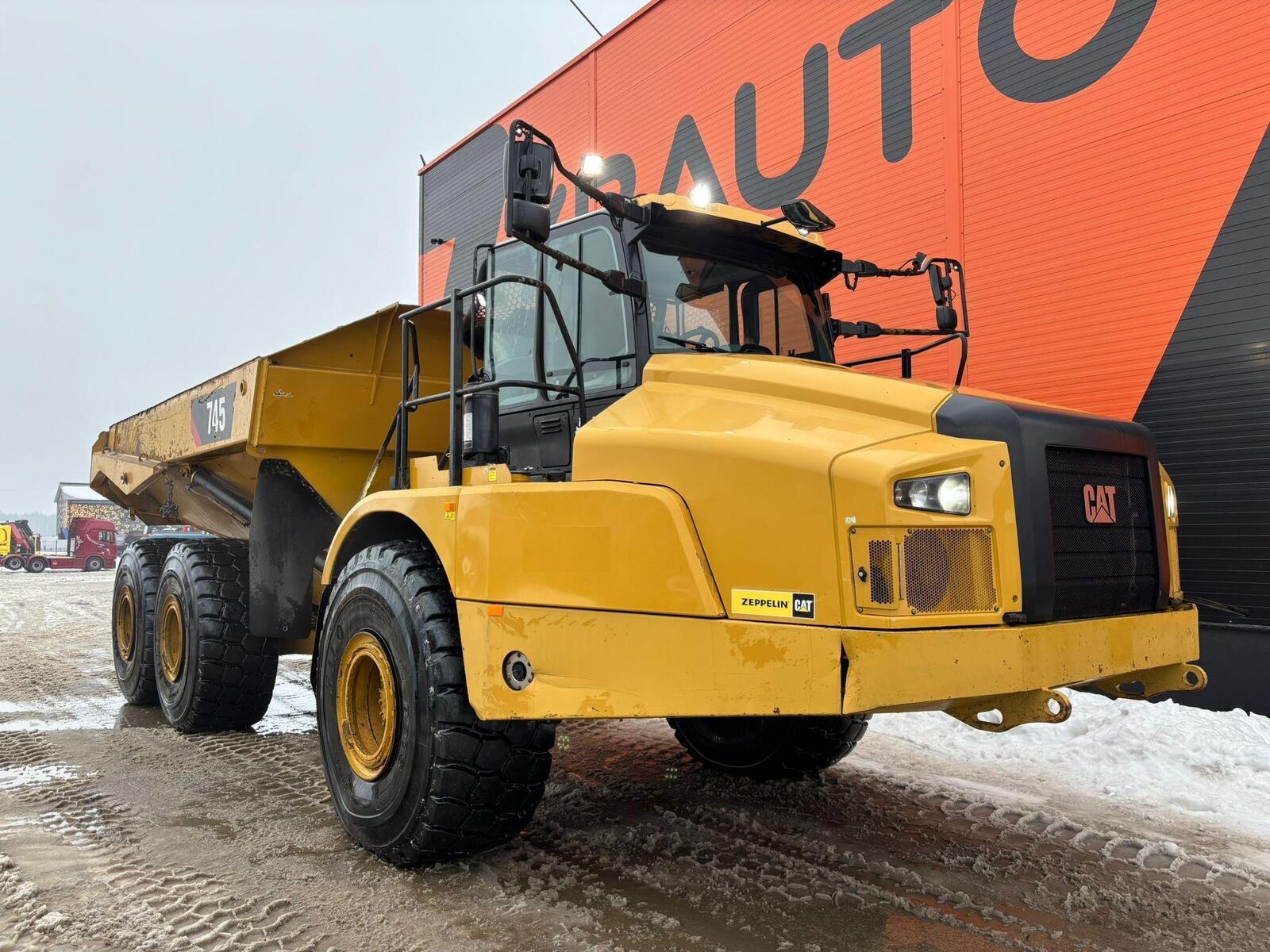 Caterpillar 745 6x6, kuva 4/26