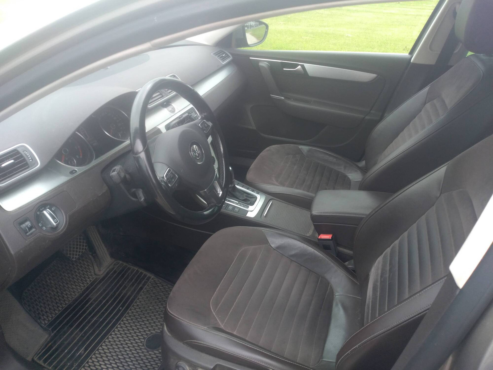 Volkswagen Passat Variant 2012, photo 6/6