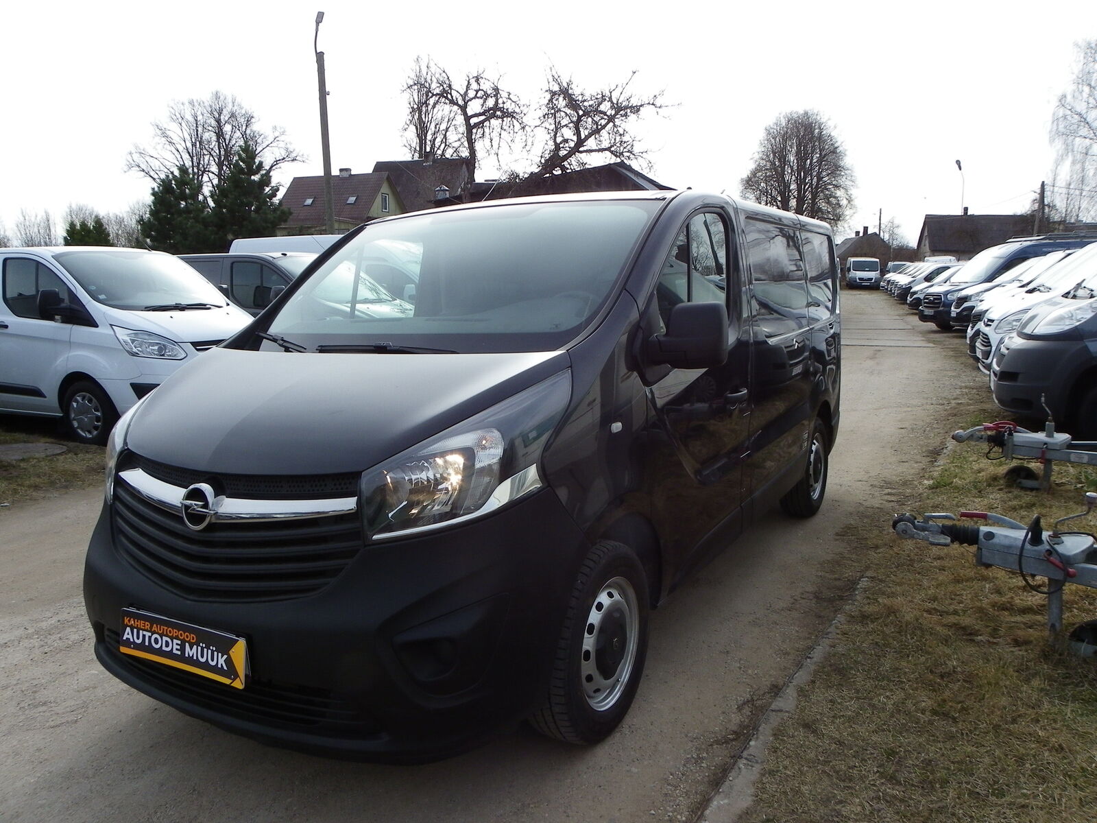 Opel Vivaro 2015, kuva 3/17
