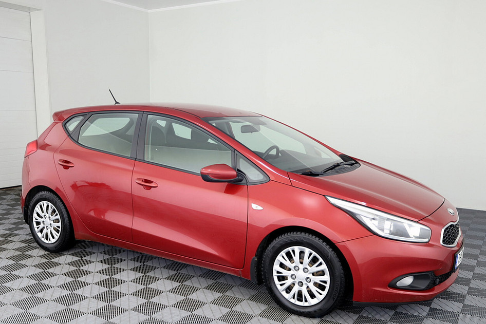 Kia cee'd / Ceed, 2012, 1.6, 127 kW, diesel, manual, front-wheel drive