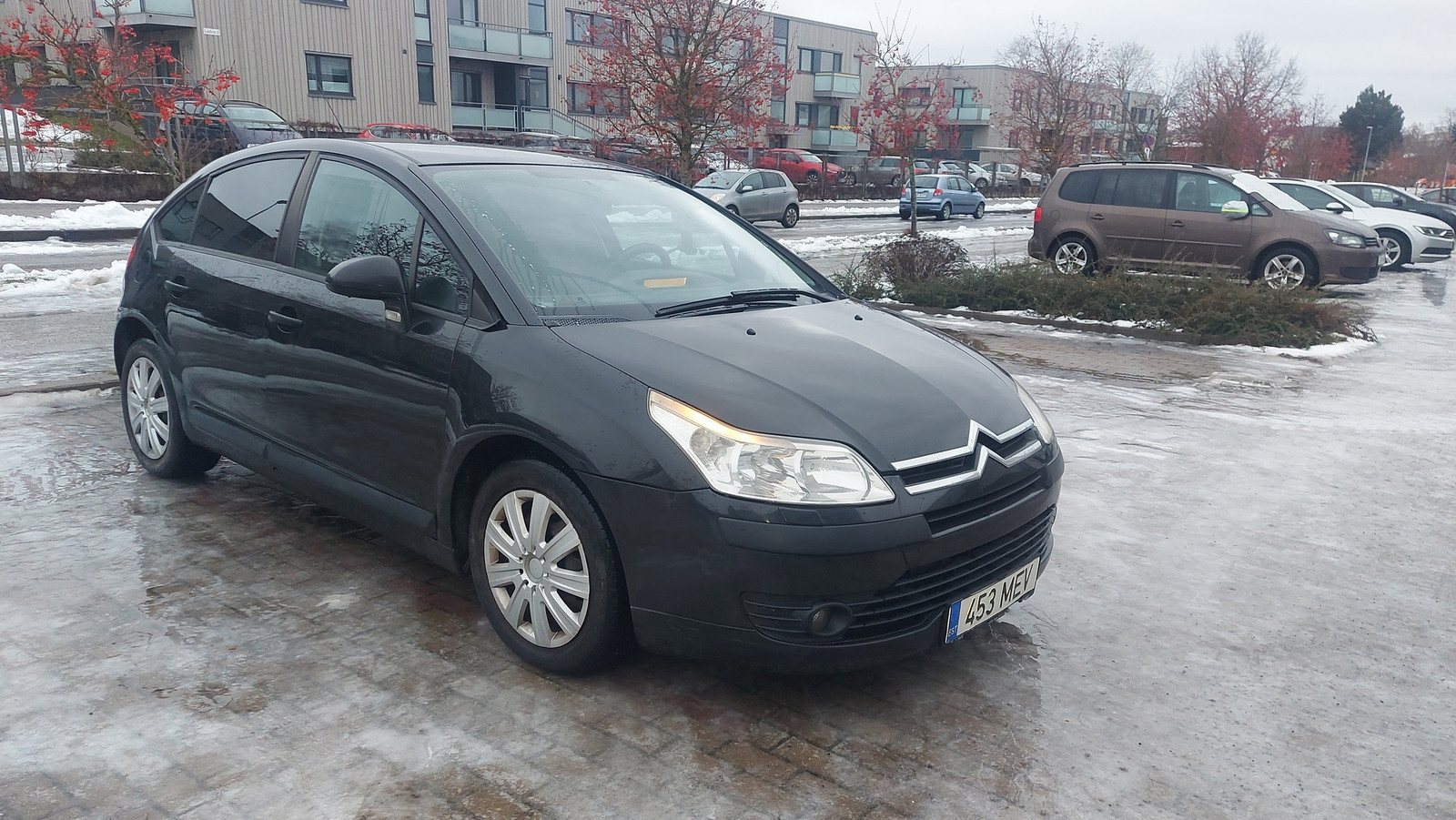Citroën C4, photo 2/12