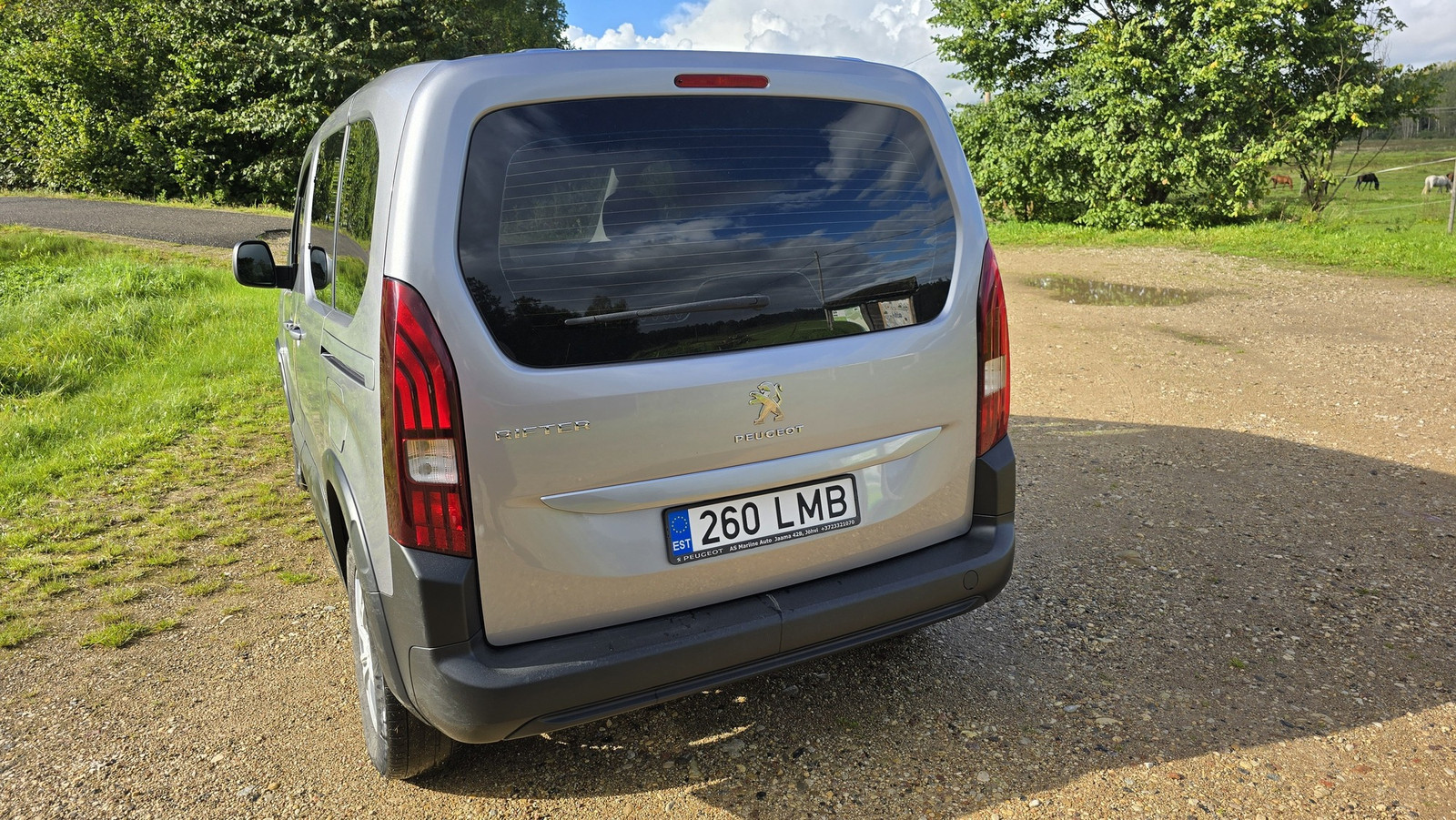 Peugeot Rifter 2021, photo 6/24