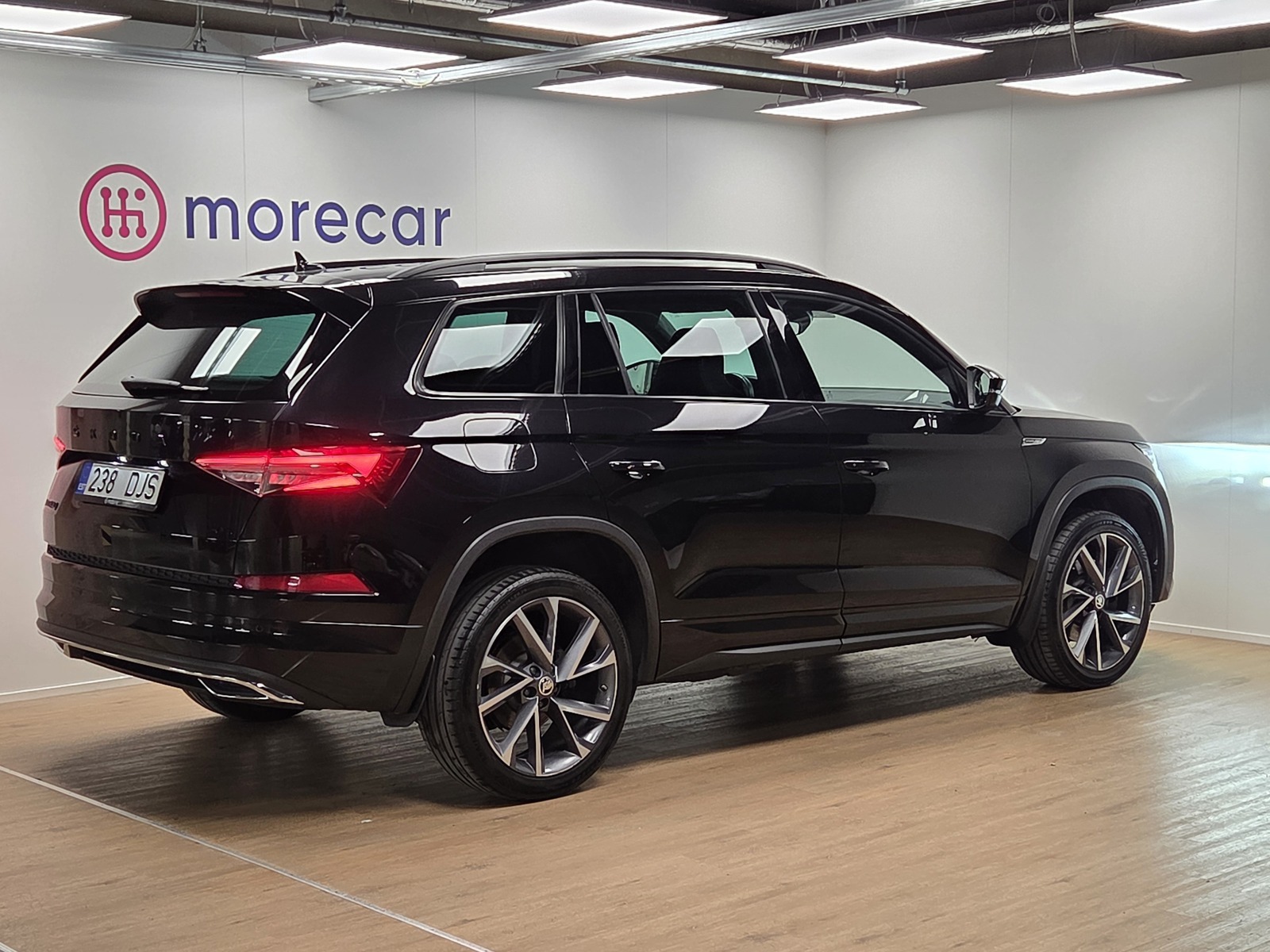 Škoda Kodiaq 2023, photo 4/10