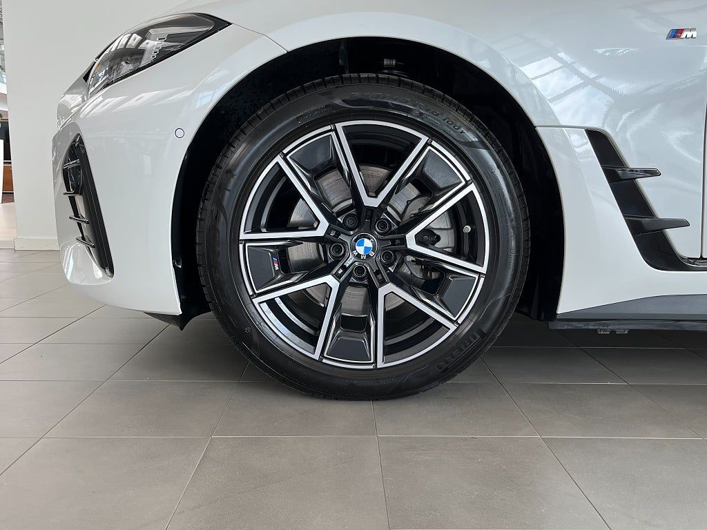 BMW i4 2025, kuva 4/10