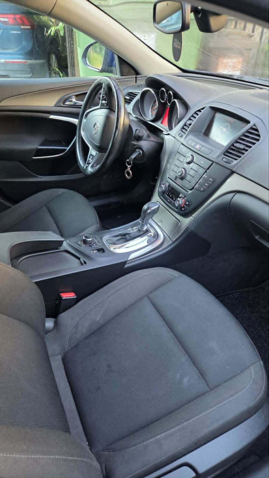 Opel Insignia 2011, kuva 5/6