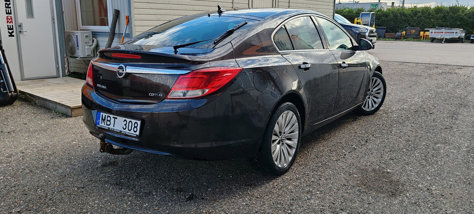 Opel Insignia 2011, photo 3/10