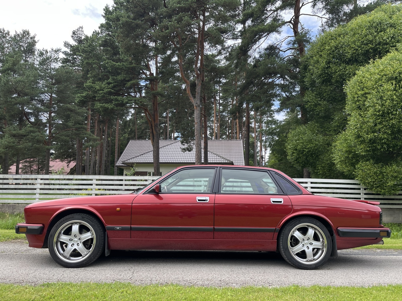 Jaguar XJR 1993, kuva 4/10